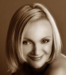 Ania Gueffroy, estate agent