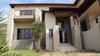 &nbsp;Property For Sale in Little Falls, Roodepoort