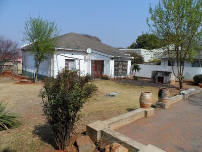 House For Sale in Florida, Roodepoort