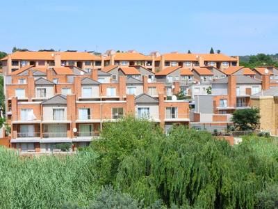 Apartment / Flat For Sale in Sonneglans, Randburg