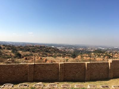 Simplex For Rent in South Crest, Alberton