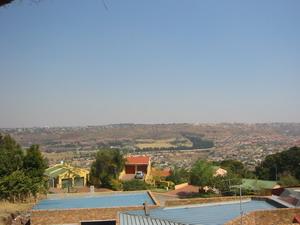 Apartment / Flat For Rent in Roodekrans, Roodepoort
